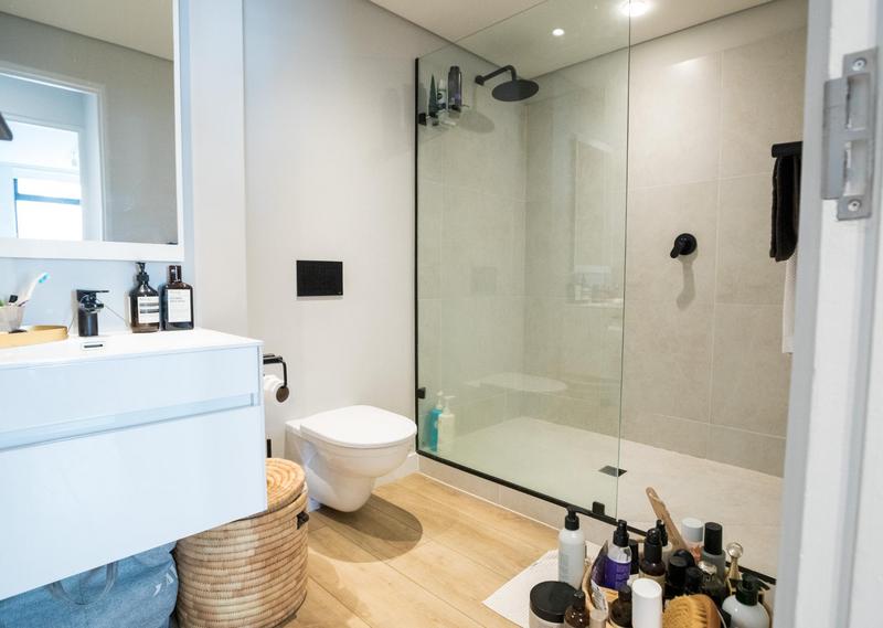 1 Bedroom Property for Sale in Sea Point Western Cape
